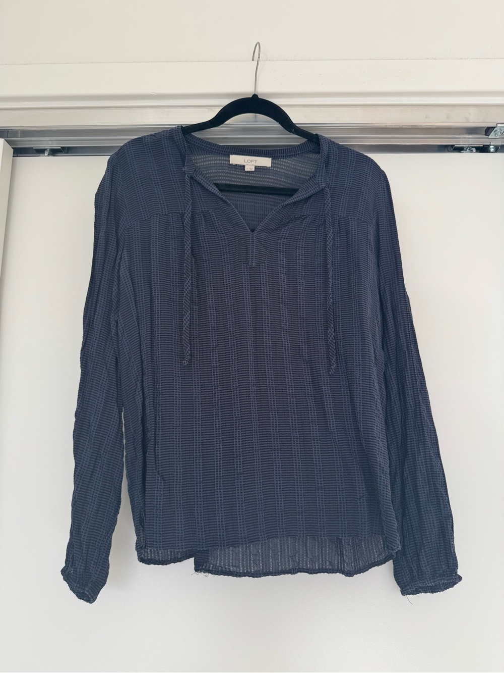 LOFT Navy Textured Long-Sleeve V-Neck Peasant Top
